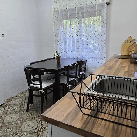 Semesterbostad Casa Argento Caborana